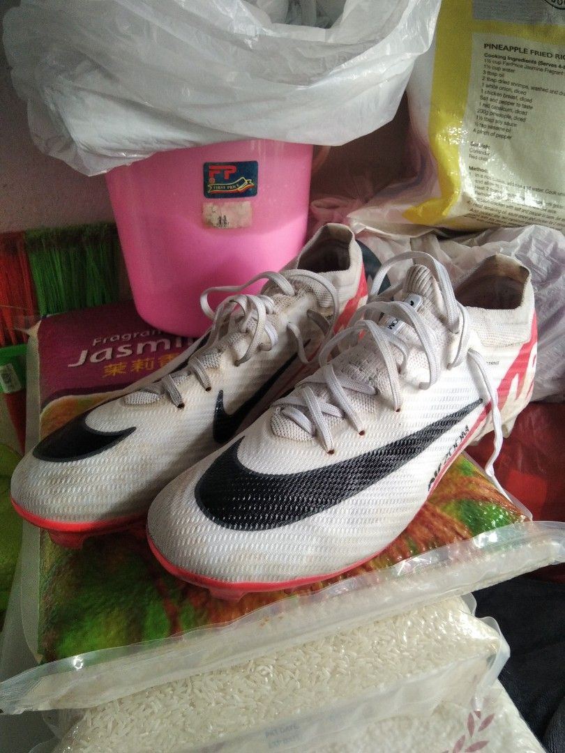 nike mercurial elite