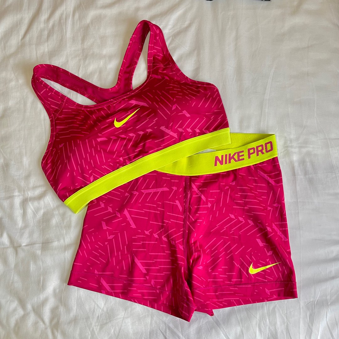 Nike Pro Shorts and Sports Bra Set, Women's Fashion, Activewear on