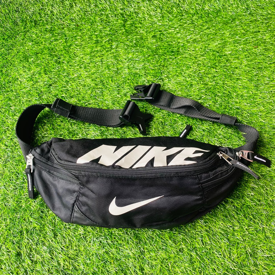 Black nike shop waist bag