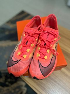 Nike zoom 2024 fly flyknit malaysia