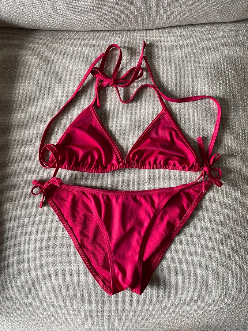 One set bikini size xs Women s Fashion Swimwear Bikinis