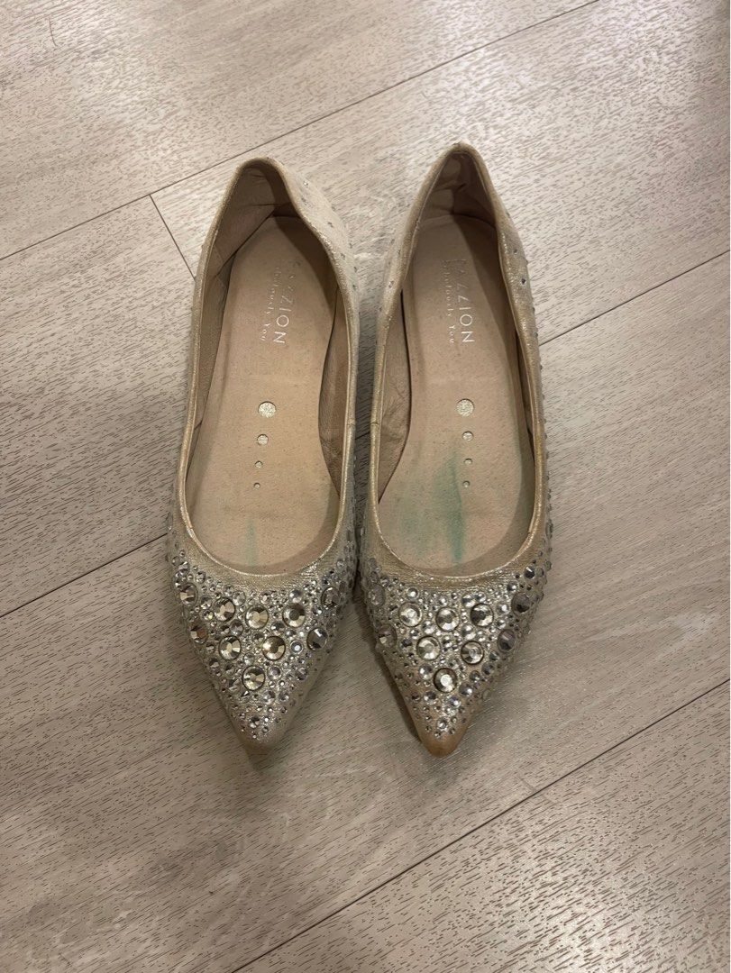 Cheap silver deals heels under $2