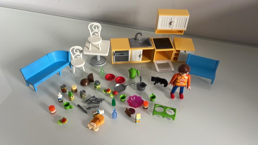 Playmobil 5336 Dollhouse Country Kitchen excellent condition