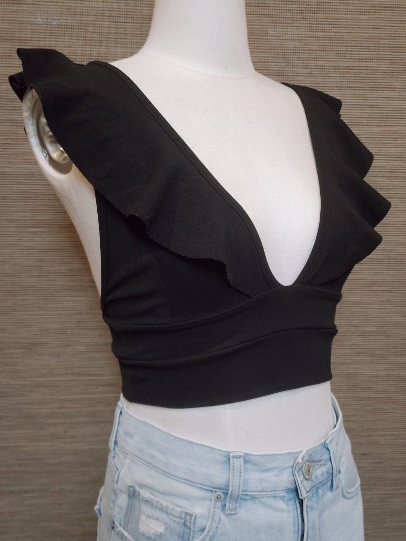 Pretty little thing ruffle top on sale