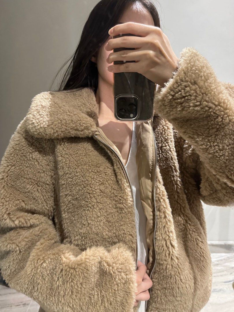 Pull and bear best sale fluffy coat