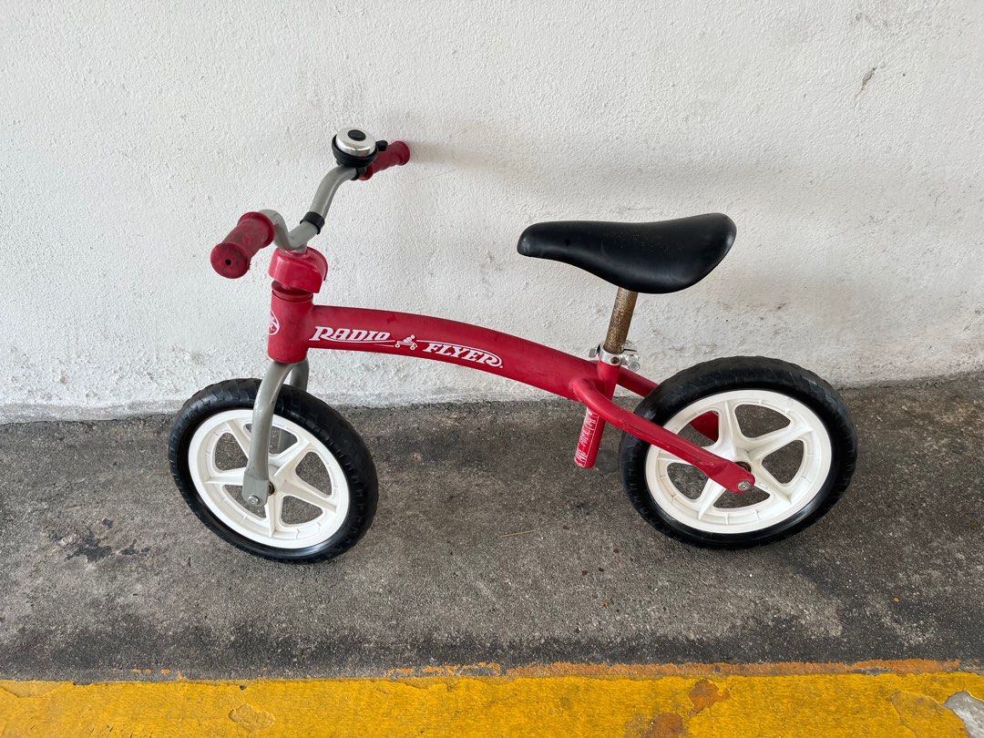 Radio flyer balance bike canada store