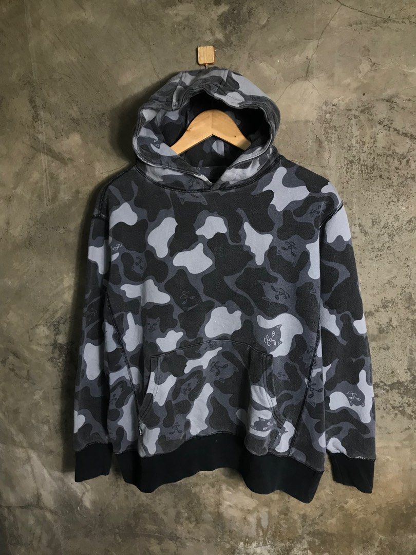 Rip and dip camo hoodie shop