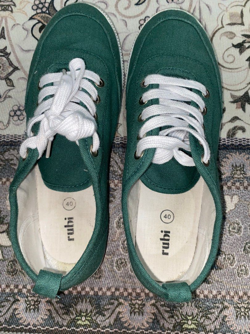 Rubi sneakers store