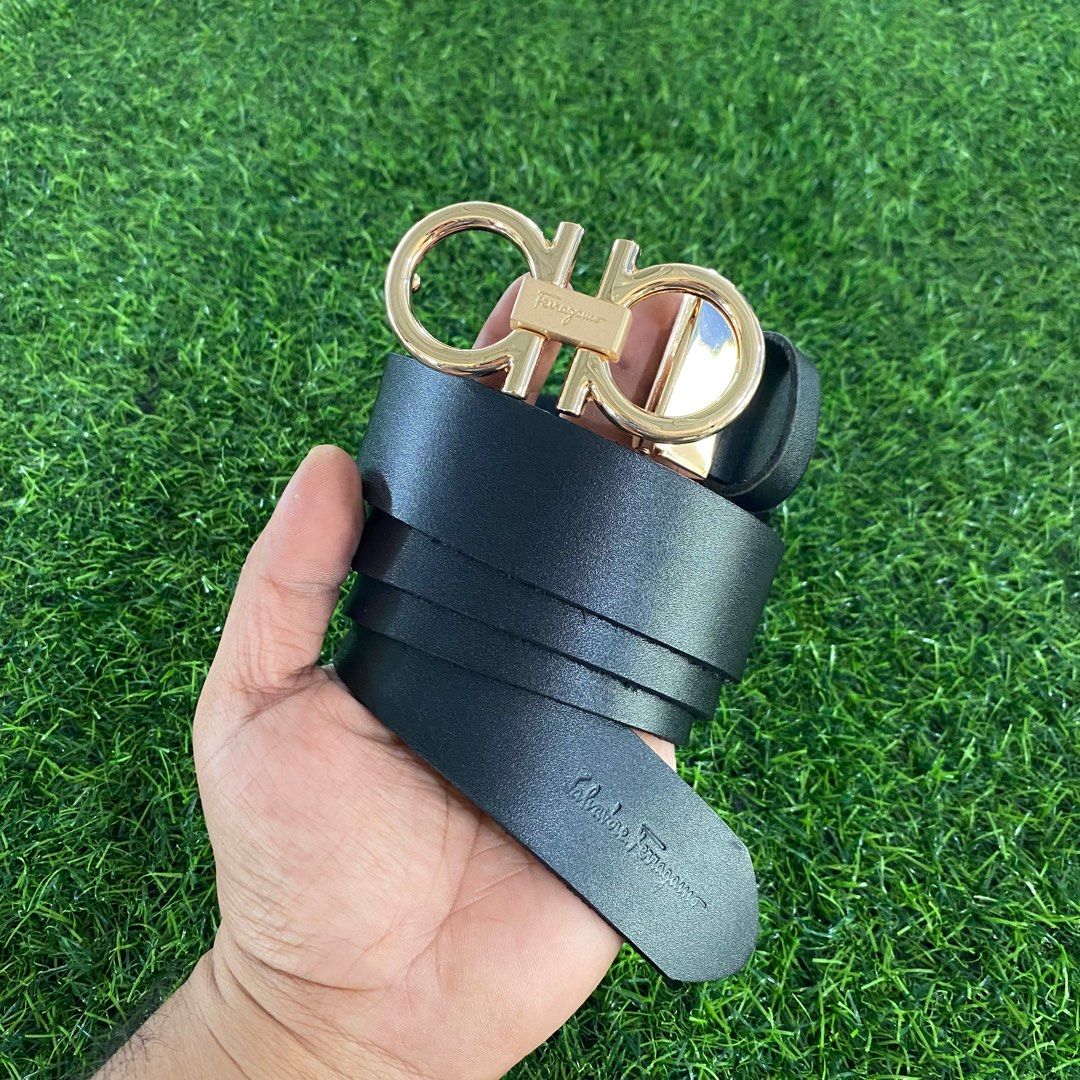 Ferragamo belt gold buckle top