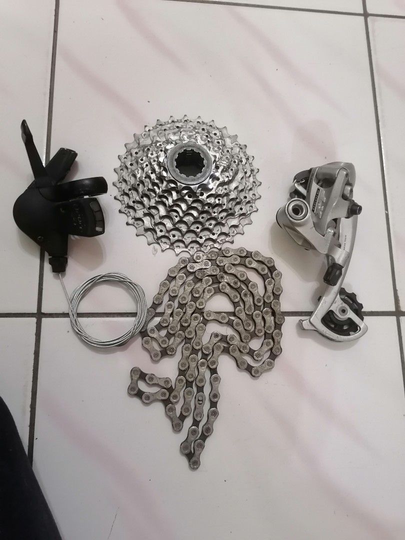 Deore 9 hotsell speed groupset