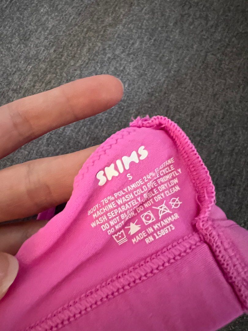 SKIMS PINK TRIANGLE BRALETTE, Women's Fashion, New Undergarments