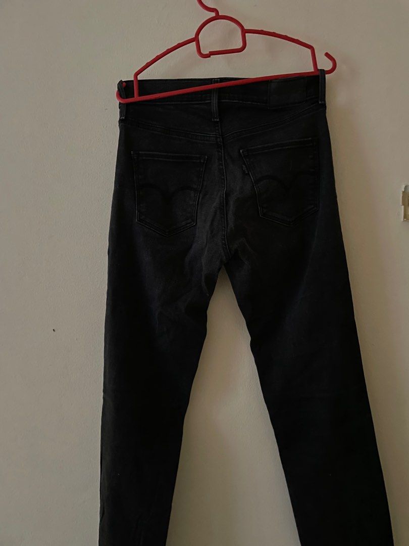 Slimming slim deals levi's jeans