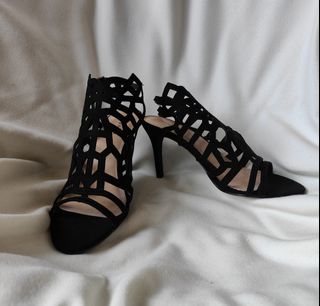 Affordable black heels top