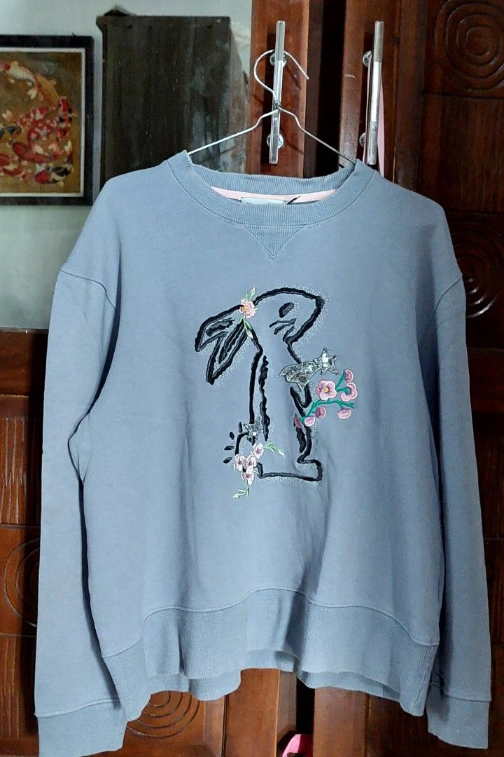 Selena gomez 2025 bunny sweater