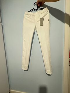 （分類：）位於 。 由 lockechow 提交（商品編號 1282784407，圖片 1）。簡介： 。