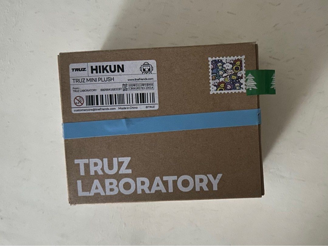 TRUZ Hikun Minini standing doll (Category: Designer & Blind Box Toys) located in Manila. Submitted by cxcwoo001 (Listing ID 1282768341, Image 3). Description: Slightly Negotiable!! Brand new unsealed. Never used and never taken out of box except during unboxing and when i took these photos.