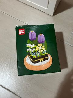 Lego 40461 Tulips, Hobbies & Toys, Stationery & Craft, Flowers & Bouquets  on Carousell