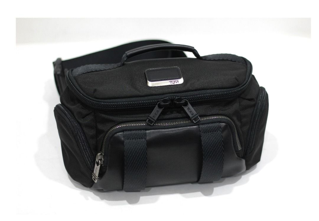 Tumi newport utility best sale pouch