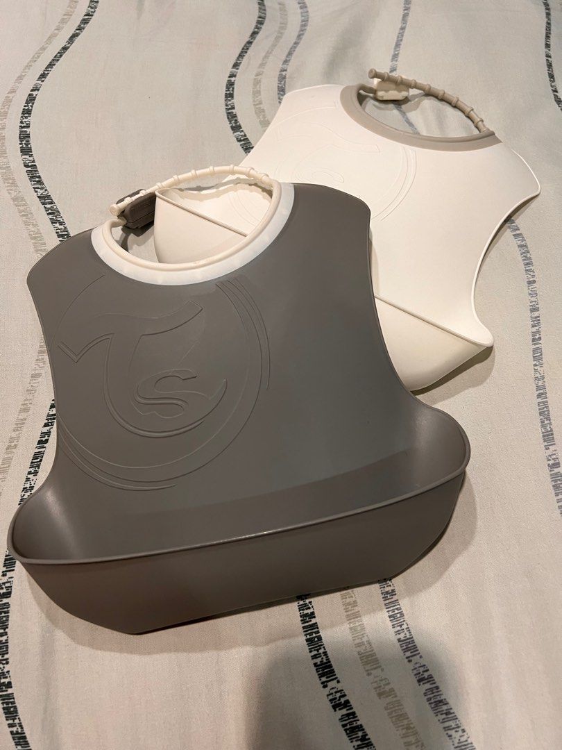 Twistshake bib sales