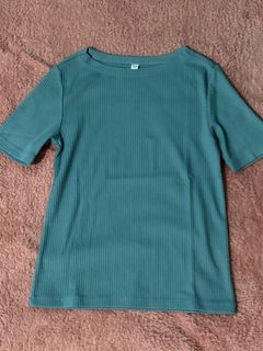 (Category: ) located in . Submitted by dee.closet.ph (Listing ID 1282669996, Image 1). Description: .