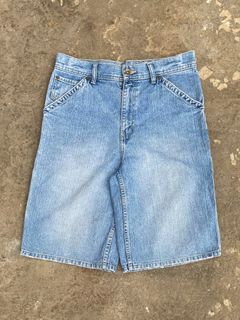 (Category: ) located in . Submitted by lockinthrift_ (Listing ID 1282772440, Image 1). Description: .