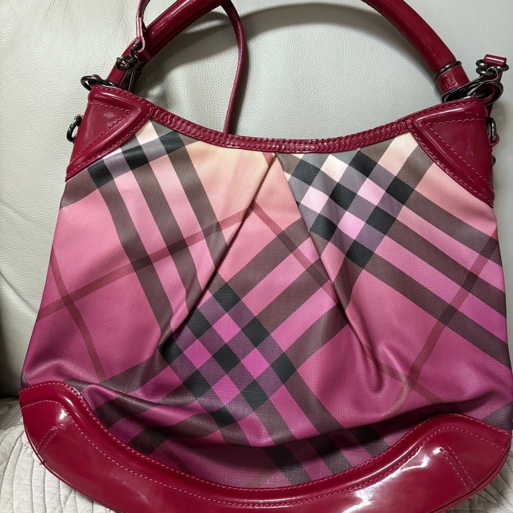 Burberry hobo sale top
