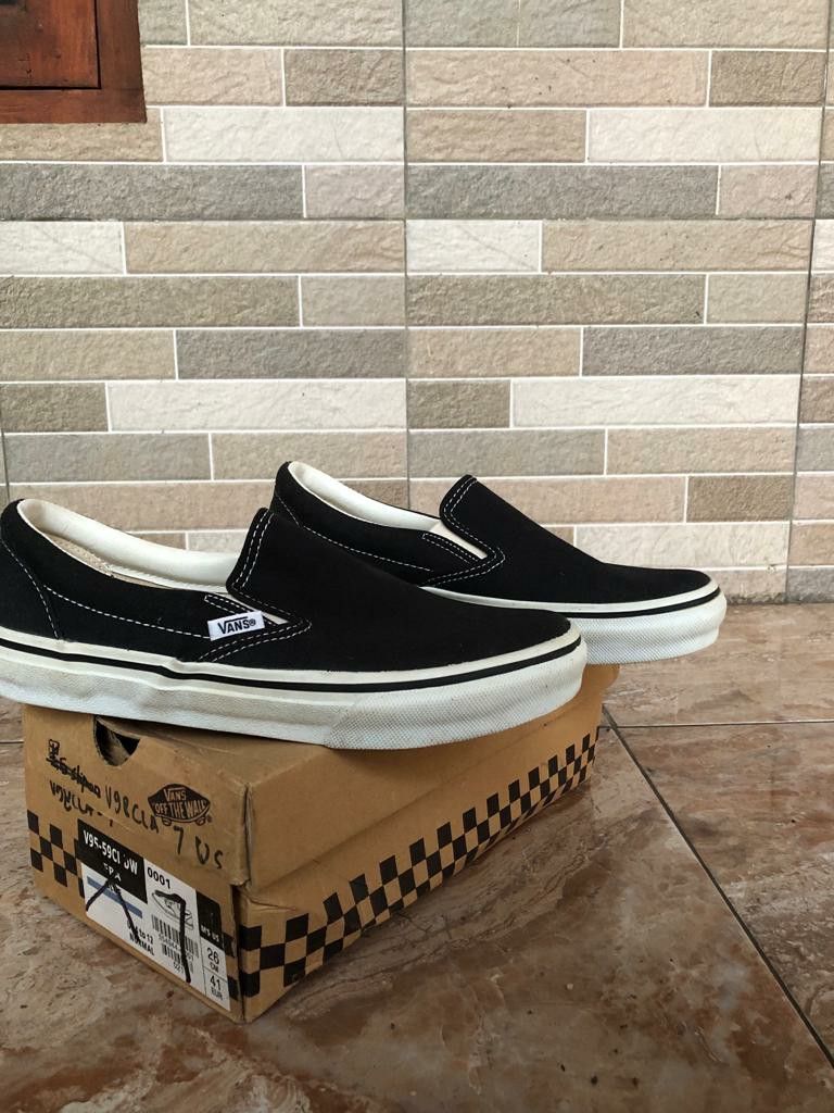 Harga vans sales slip on