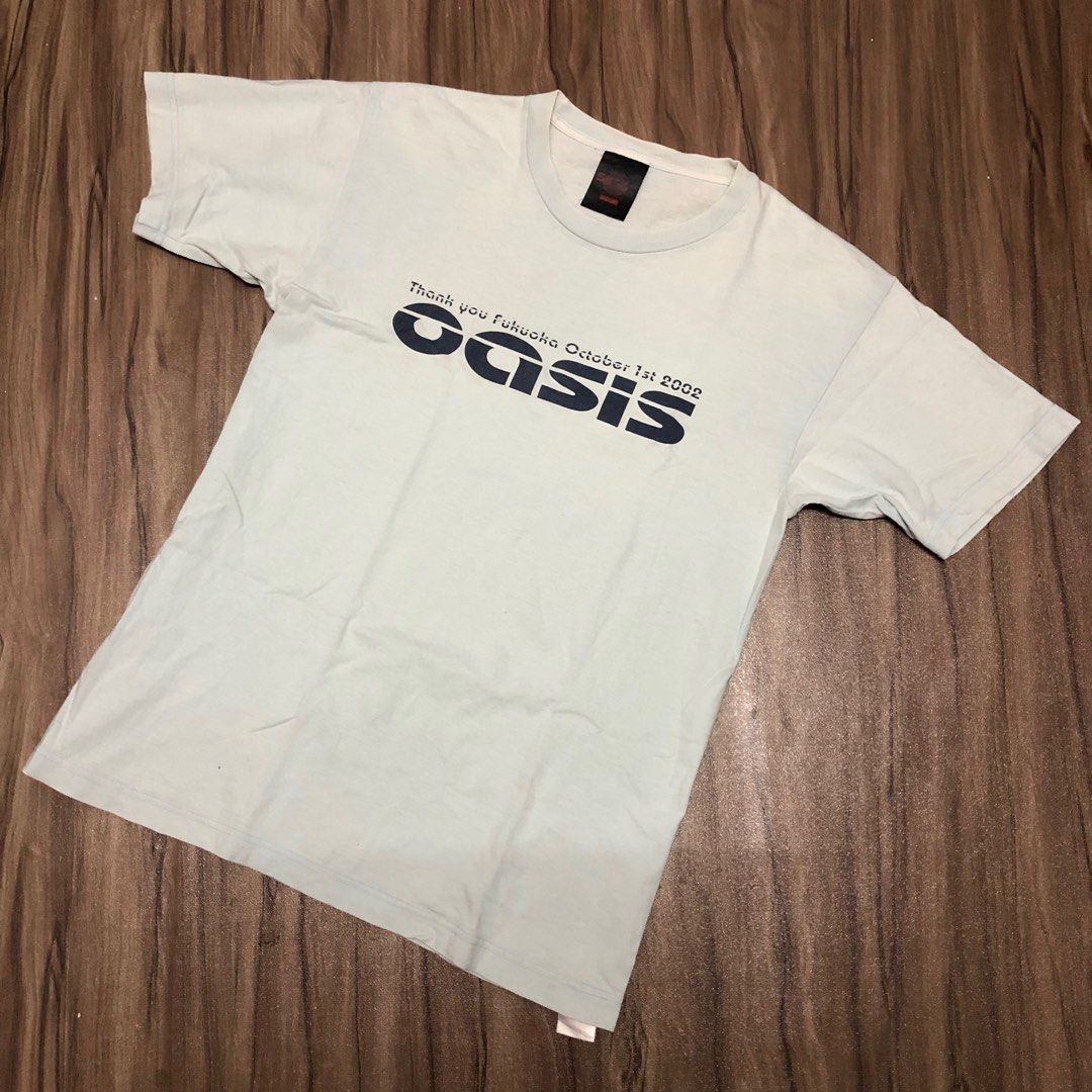 Oasis 2002 Fukuoka Tシャツ Oasis 2002 Fukuoka Tシャツ Vintage Oasis Tour Rock Band Tee Tshirt