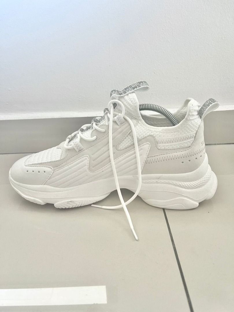 Steve madden discount white sneakers india