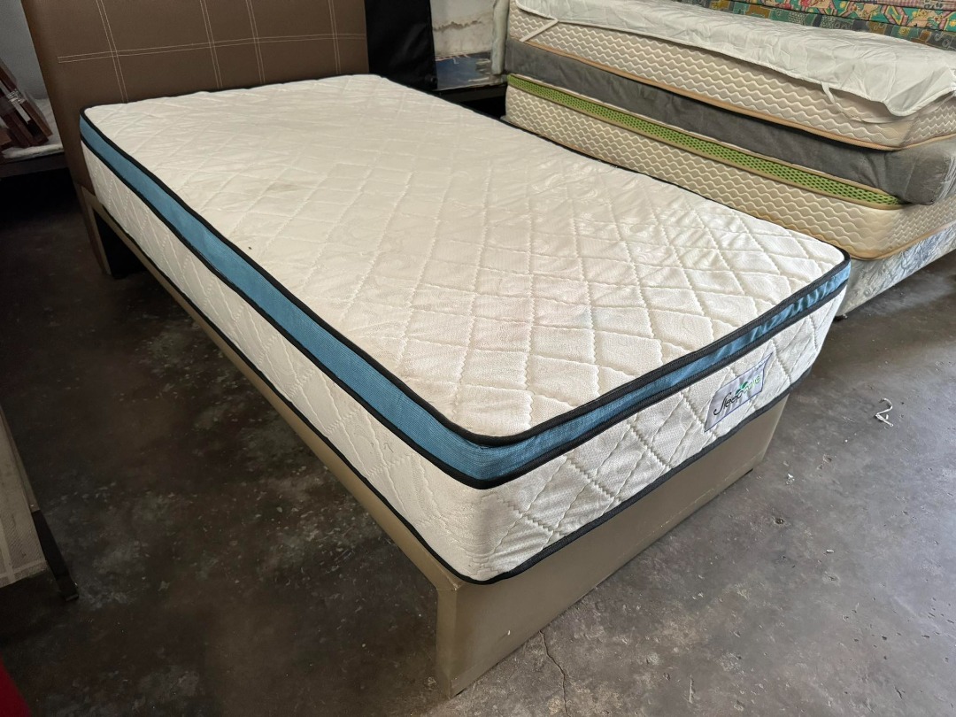 Size tilam store super single
