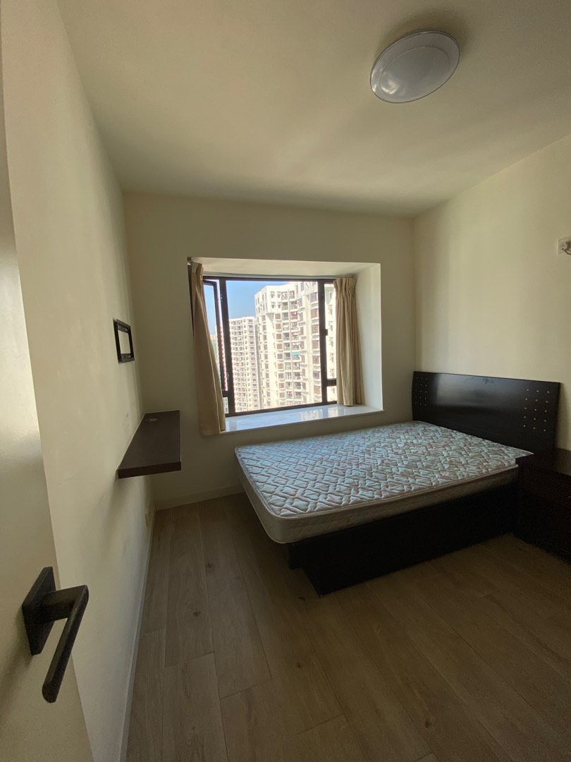 Flat for sale at mid to high level of Block 43, Heng Fa Chuen, no commission required63437654238337111