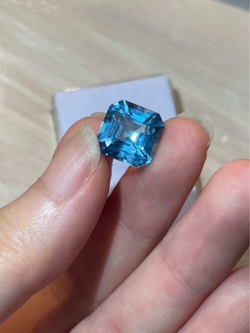 Cut topaz store