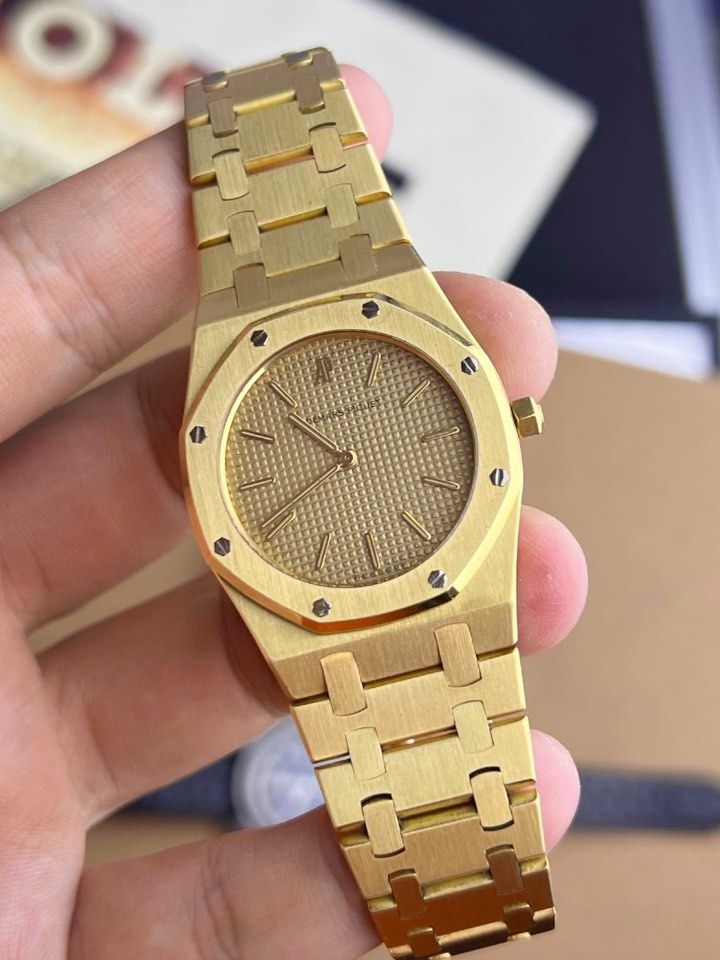 Audemars piguet royal oak 18k gold shop