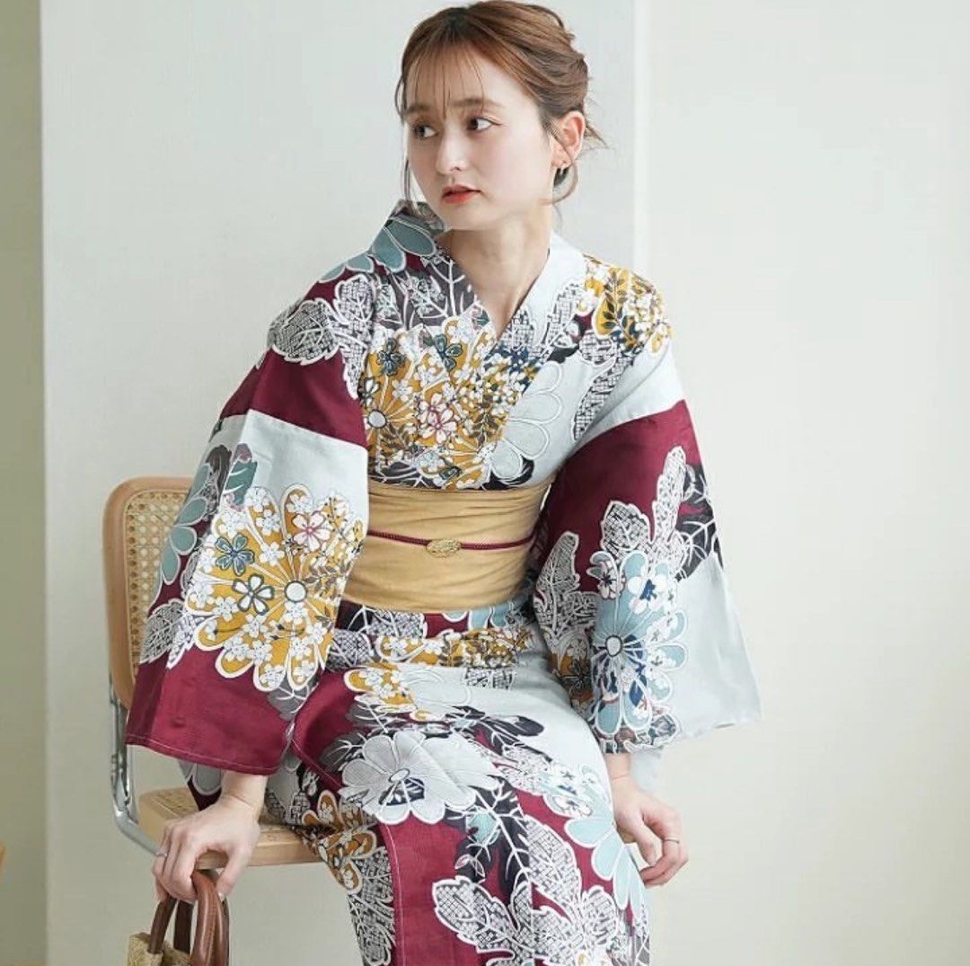 日本utatane 二部式浴衣2件套, 女裝, 連身裙& 套裝, 套裝- Carousell