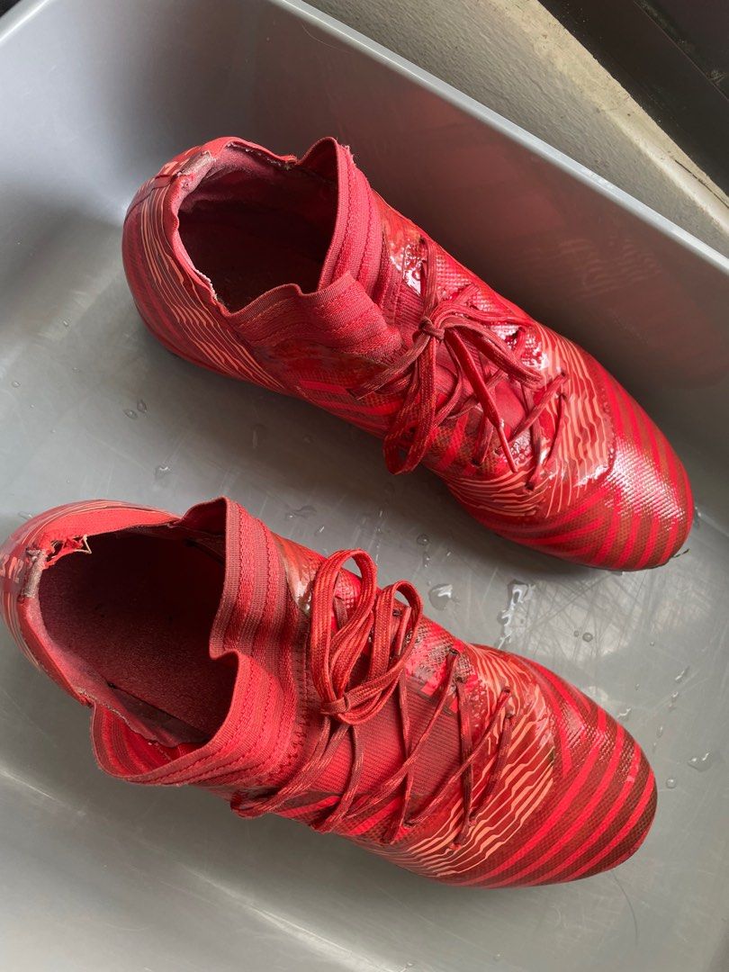 Red nemeziz top football boots