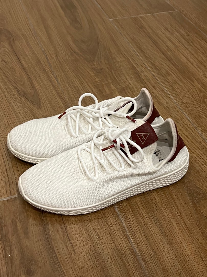 pharrell williams shoes on feet