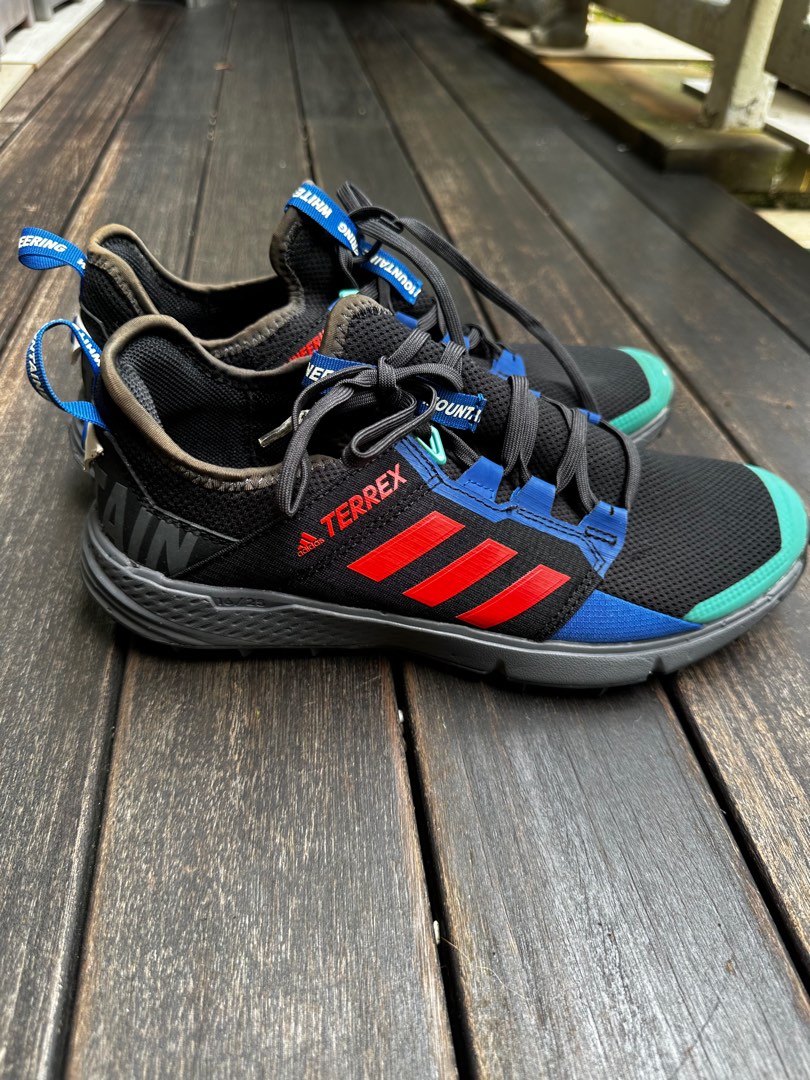 White mountaineering adidas store terrex