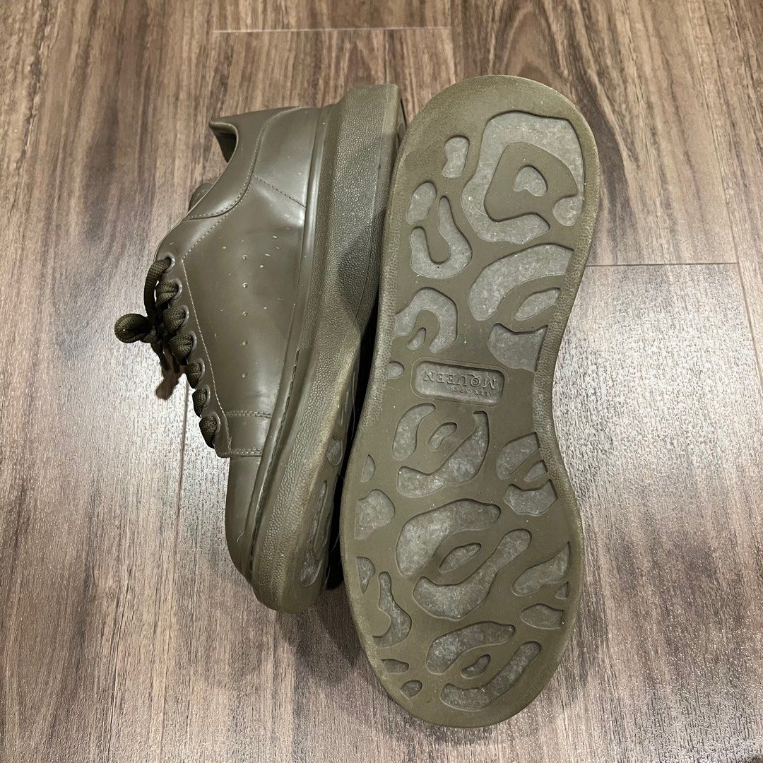 Alexander mcqueen low cut lace sale up sneaker