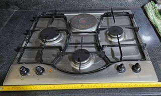 Ariston Dual Cooking Range (Gas and Electric Burner)