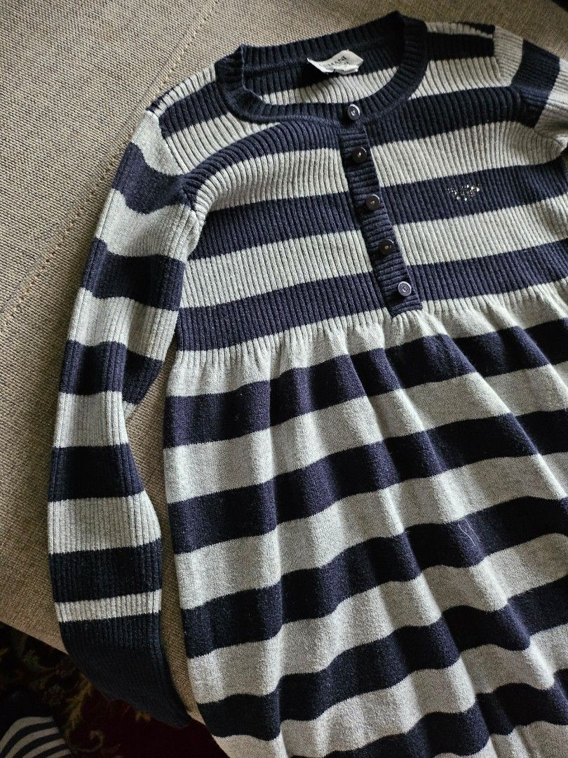 Girls armani jumper discount