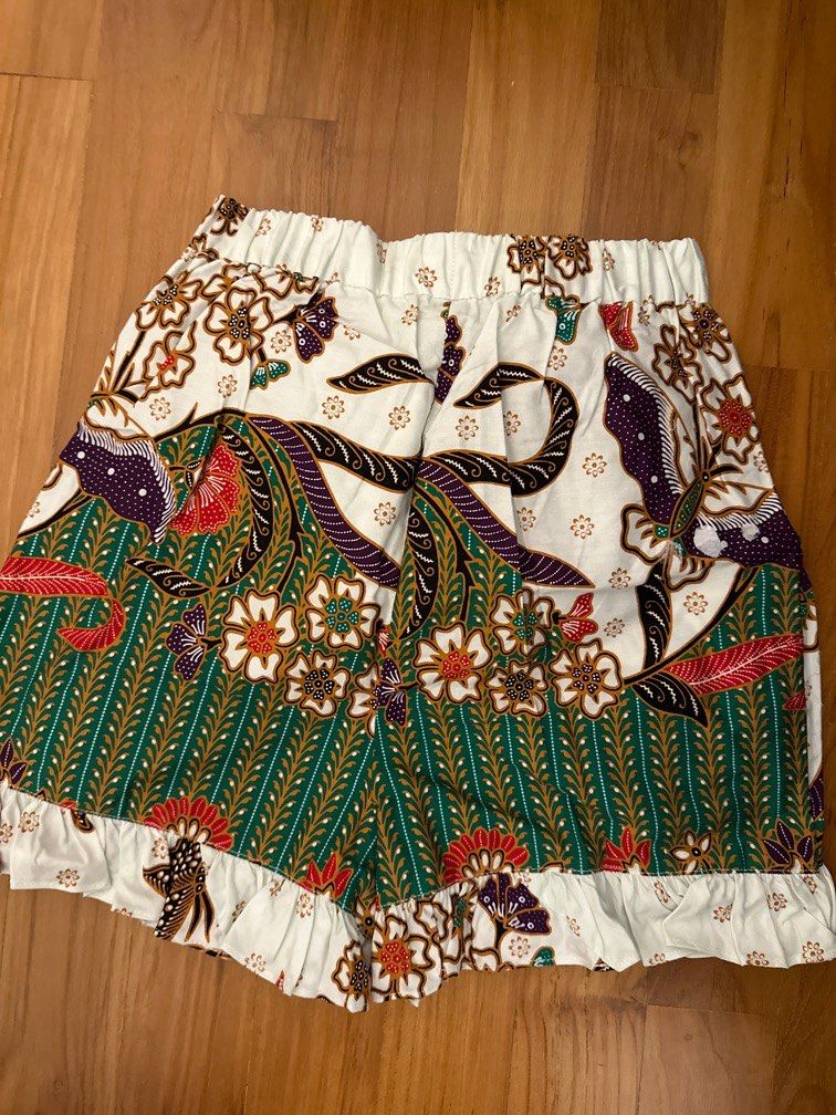 Batik Shorts White Green Women s Fashion Bottoms Shorts on