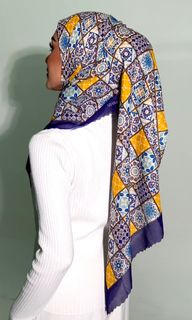 (Category: ) located in . Submitted by orkedboutique (Listing ID 1276316929, Image 1). Description: .