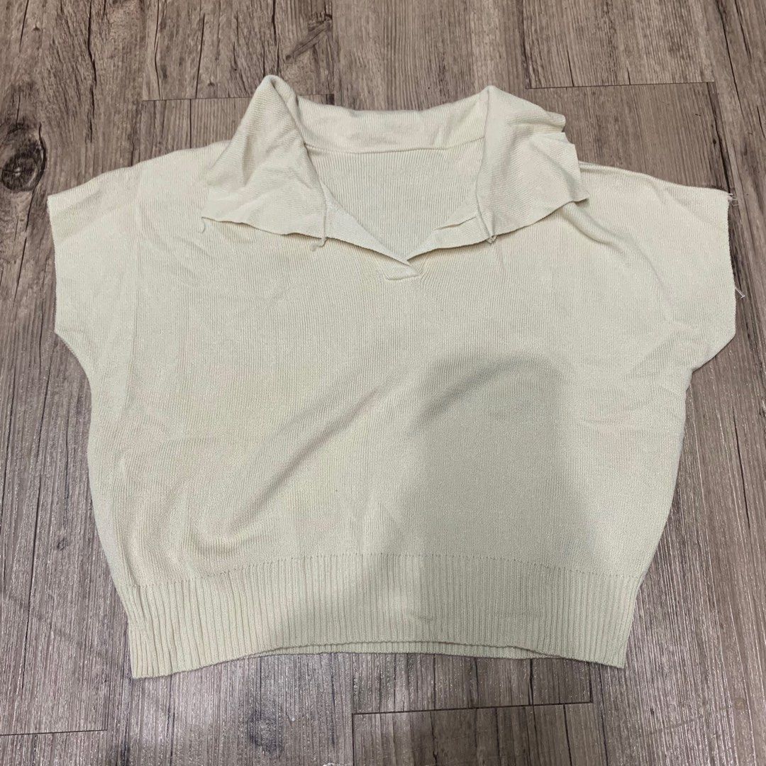 Beige Top (Category: Blouses) located in Manila. Submitted by bitofthings (Listing ID 1276315282, Image 1). Description: .