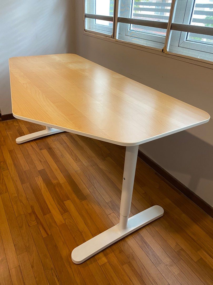 BEKANT 5 sided desk oak veneer white