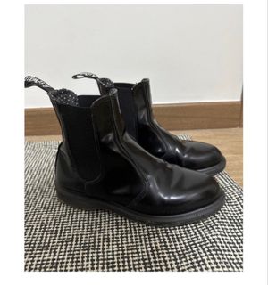 Dr martens flora shop sale