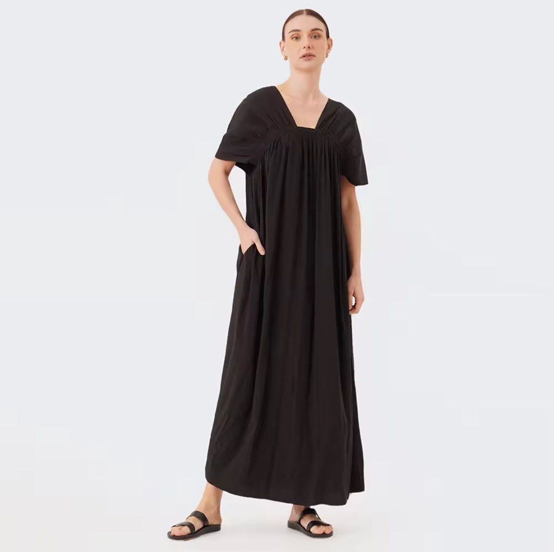 Bocu Gathered Shoulder Yoke Dress (Category: Dresses) located in San Pedro. Submitted by stylustph (Listing ID 1276184182, Image 1). Description: Used once.