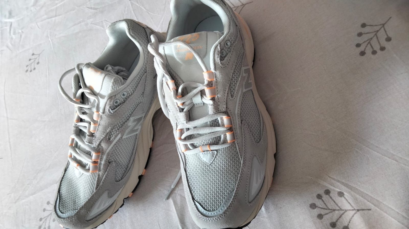 New balance arctic fox shop