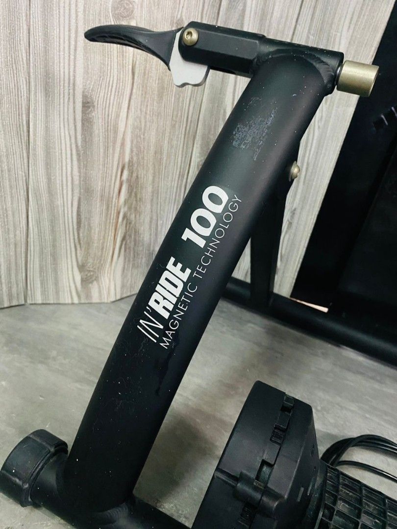 Home trainer btwin store in ride 100