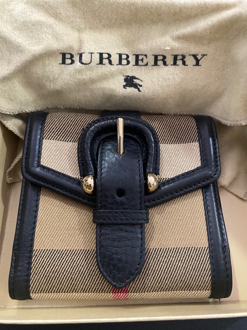 Burberry Wallet Authentic and New