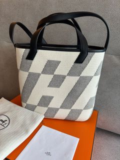 （分類：）位於 。 由 addicted_to_hermes 提交（商品編號 1276169227，圖片 1）。簡介： 。